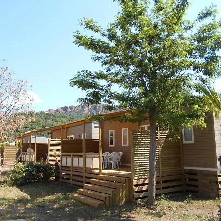 캠프장 Camping Vallee Du Paradis Saint-Raphaël