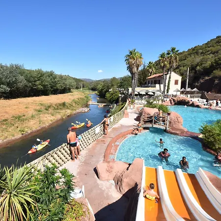 Camping Vallee Du Paradis 캠프장 4*