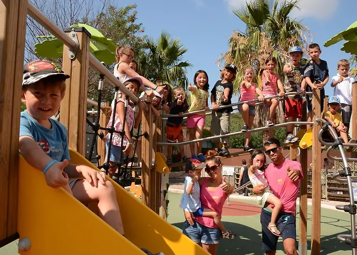 Vallee Du Paradis 4*