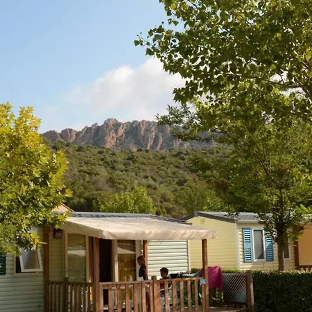 Vallee Du Paradis Кемпинг